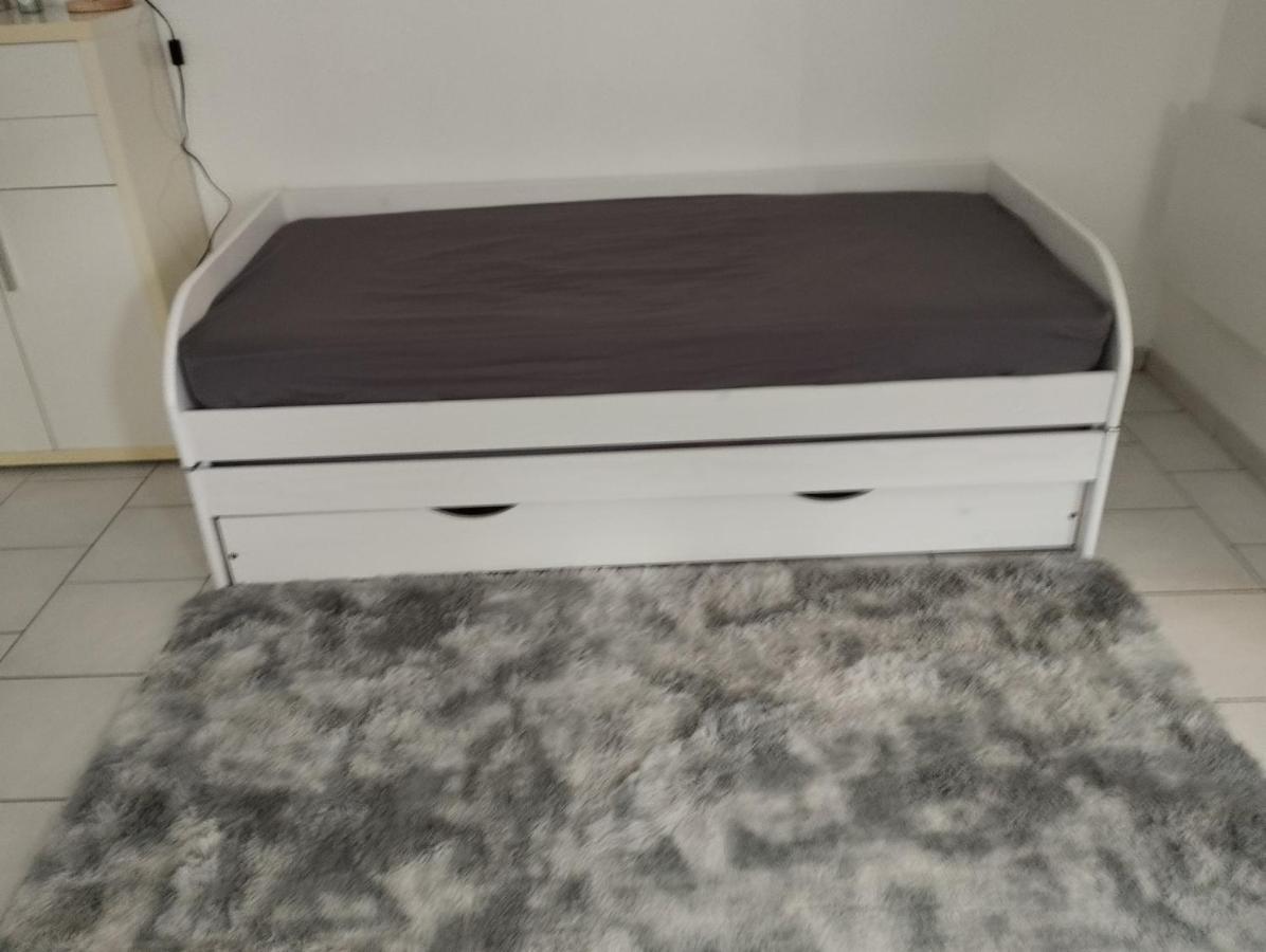 Studio Charmant Canape Lit Netflix Prime Video Wifi Dazn Le Havre Extérieur photo